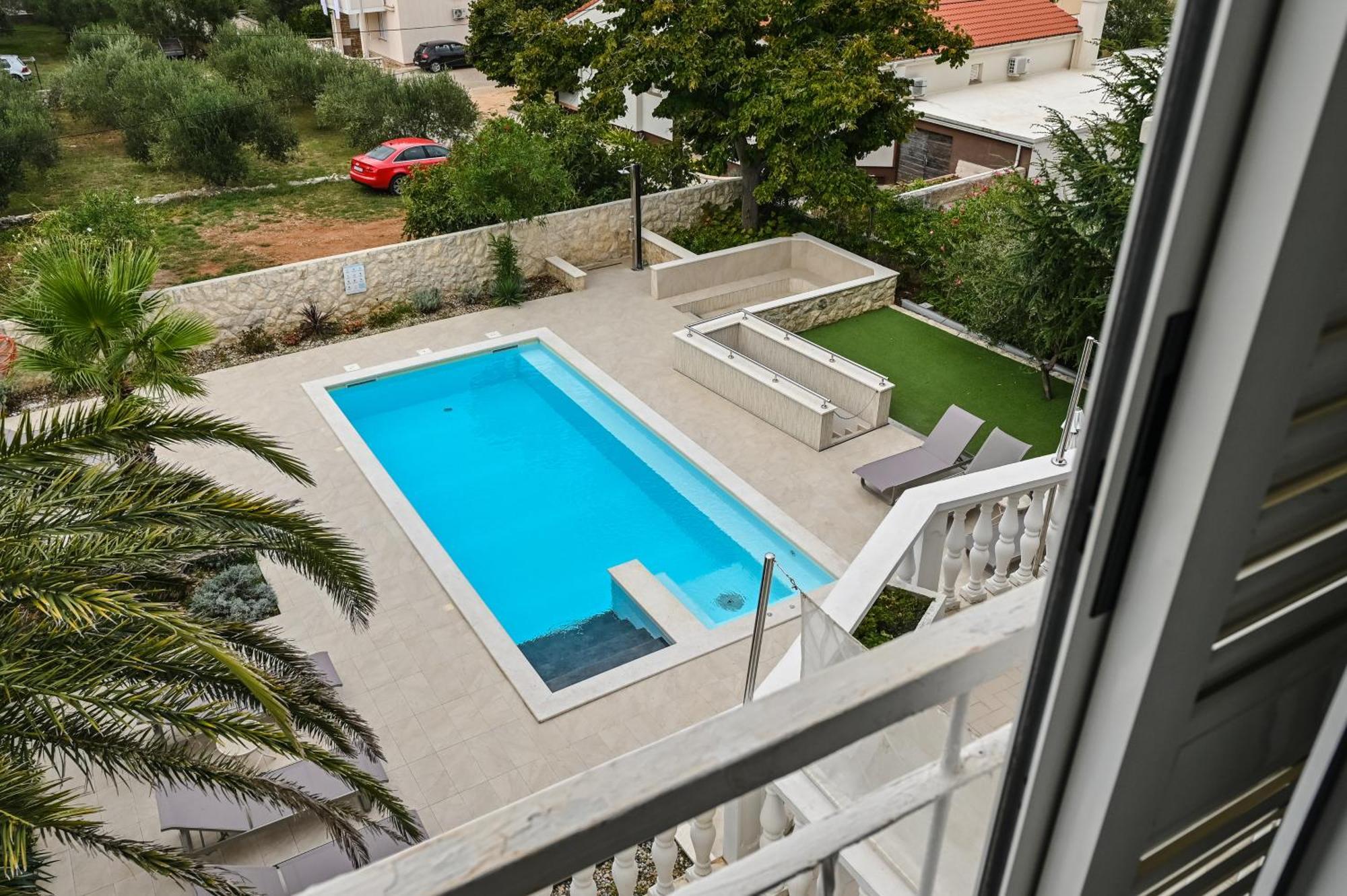 Seagull Pool Apartments & Studios Novalja Room photo